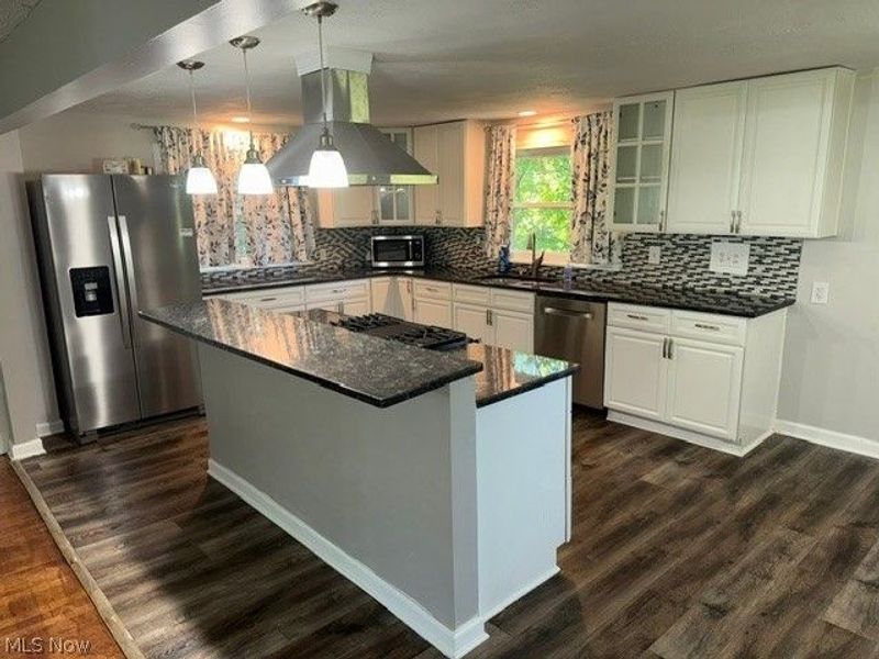 1087 Krumroy Road, Akron, OH 44306 Photo 9