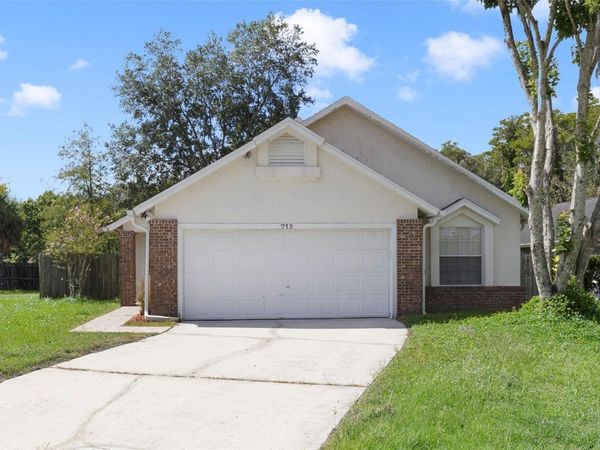 713 MEADOWSIDE COURT , ORLANDO, FL 32825