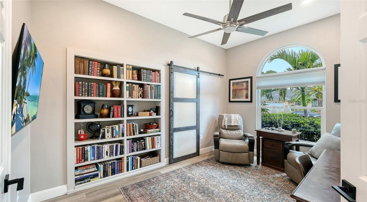 5220 Sunnydale Circle S, Sarasota, FL 34233 Photo