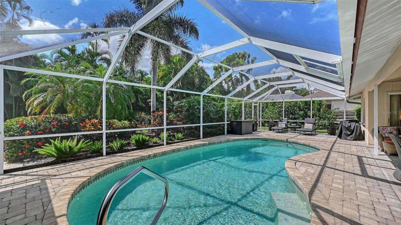 5220 Sunnydale Circle S, Sarasota, FL 34233 Photo