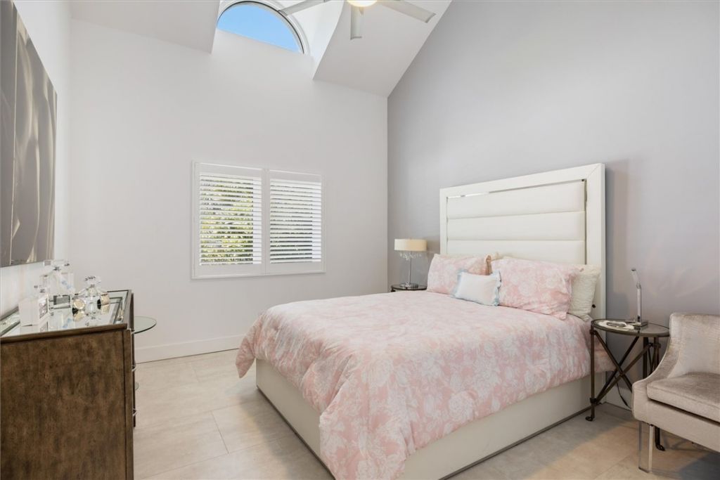 8360 Sego Lane, Unit 18, Indian River Shores, FL 32963 Photo