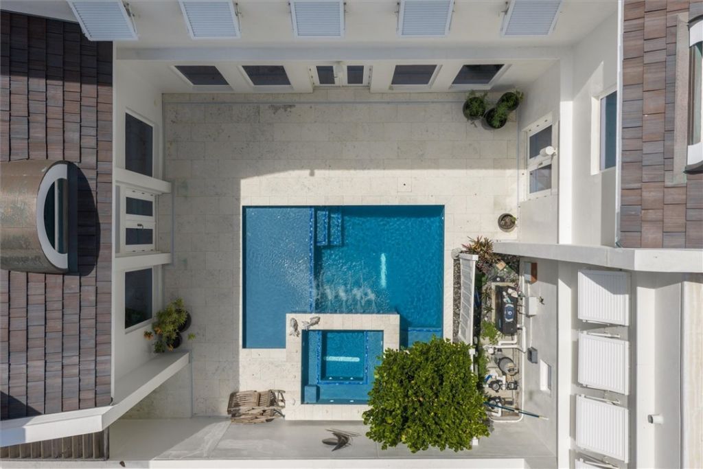 8360 Sego Lane, Unit 18, Indian River Shores, FL 32963 Photo