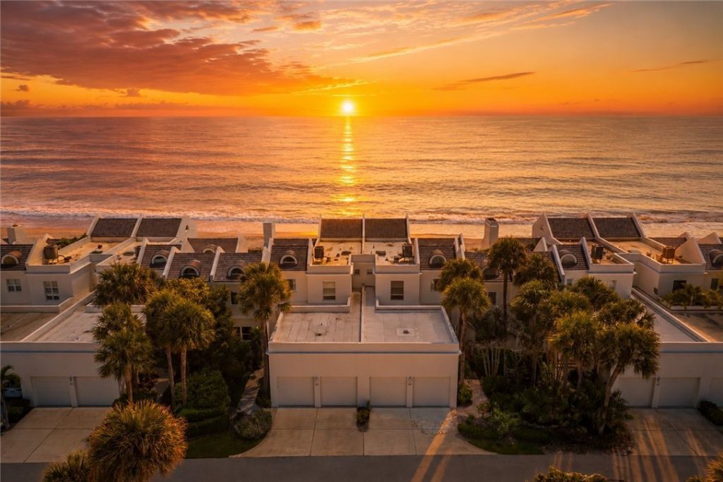8360 Sego Lane, Unit 18, Indian River Shores, FL 32963 Photo