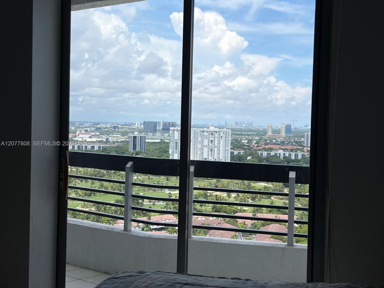 3530 Mystic Pointe Dr , Unit 3207, Aventura, FL 33180 Photo