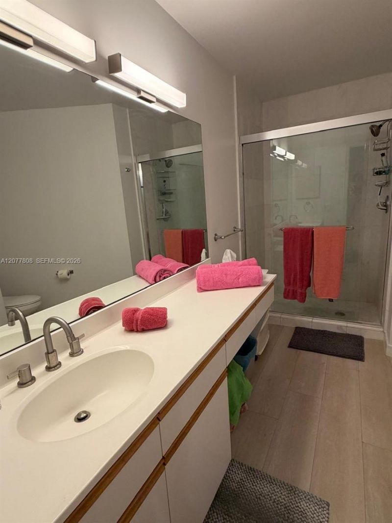 3530 Mystic Pointe Dr , Unit 3207, Aventura, FL 33180 Photo