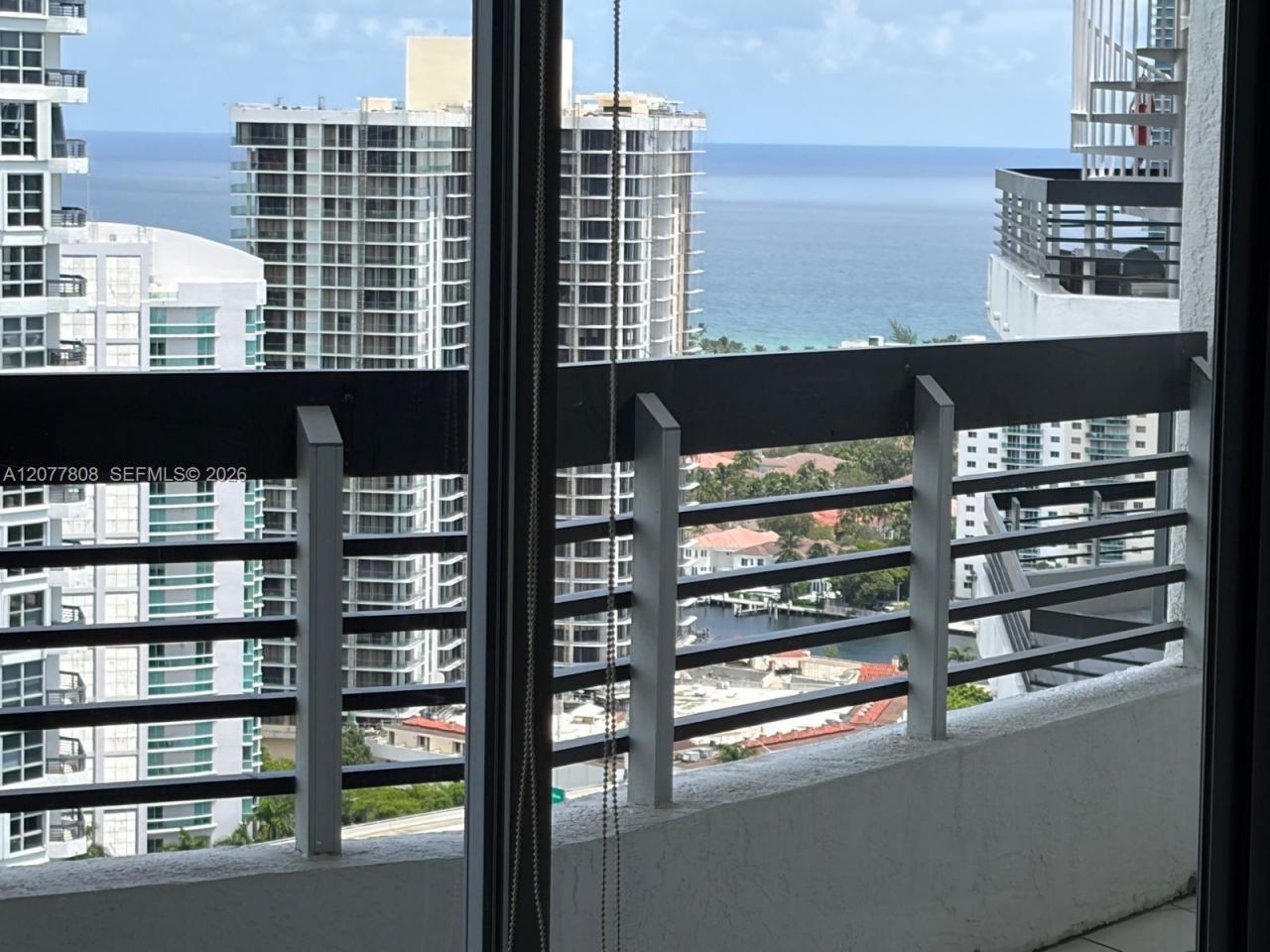 3530 Mystic Pointe Dr , Unit 3207, Aventura, FL 33180 Photo