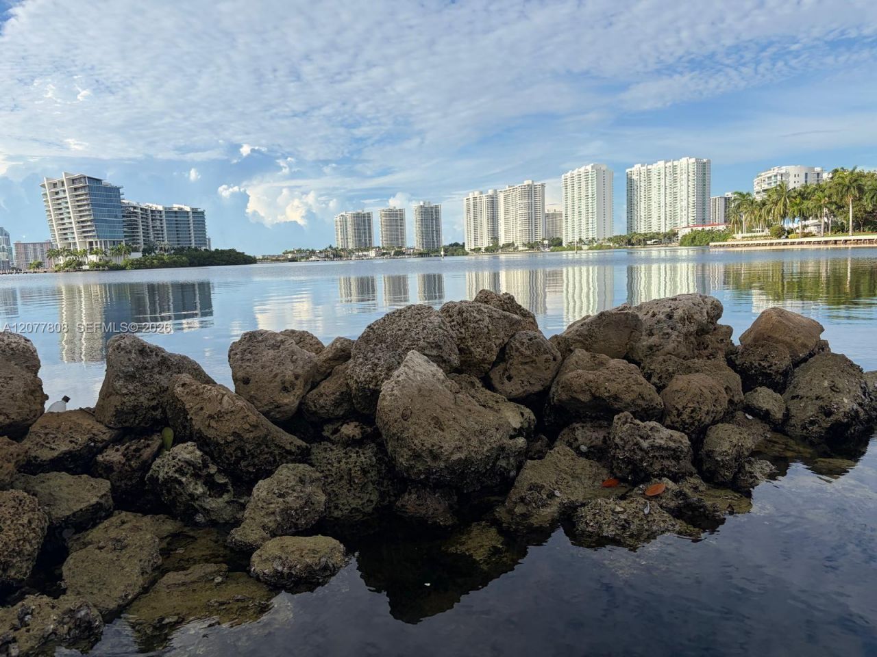 3530 Mystic Pointe Dr , Unit 3207, Aventura, FL 33180 Photo