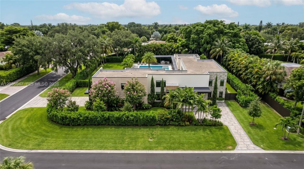 8540 SW 174th St , Palmetto Bay, FL 33157 Photo