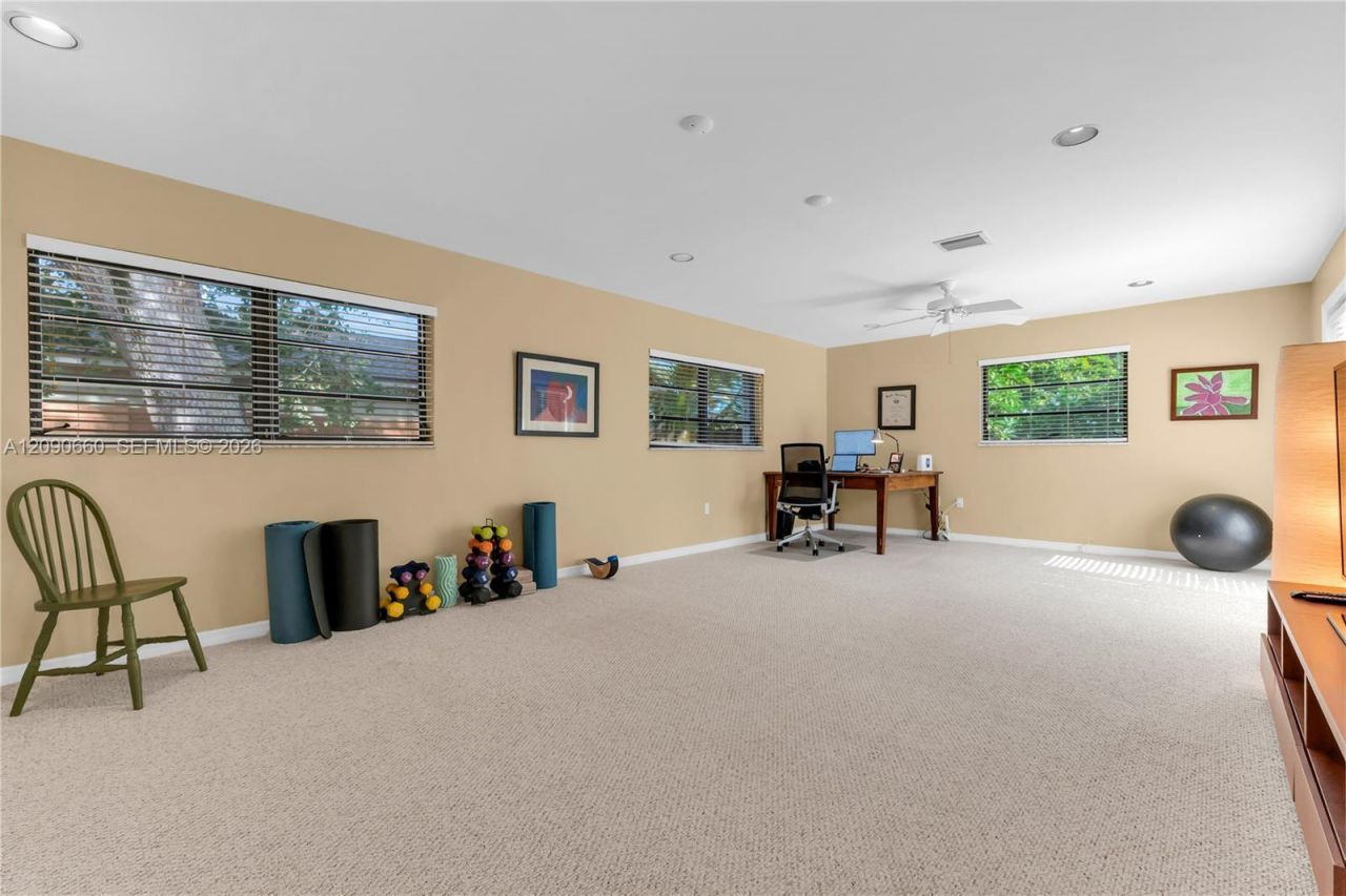 7915 SW 155th St, Palmetto Bay, FL 33157 Photo