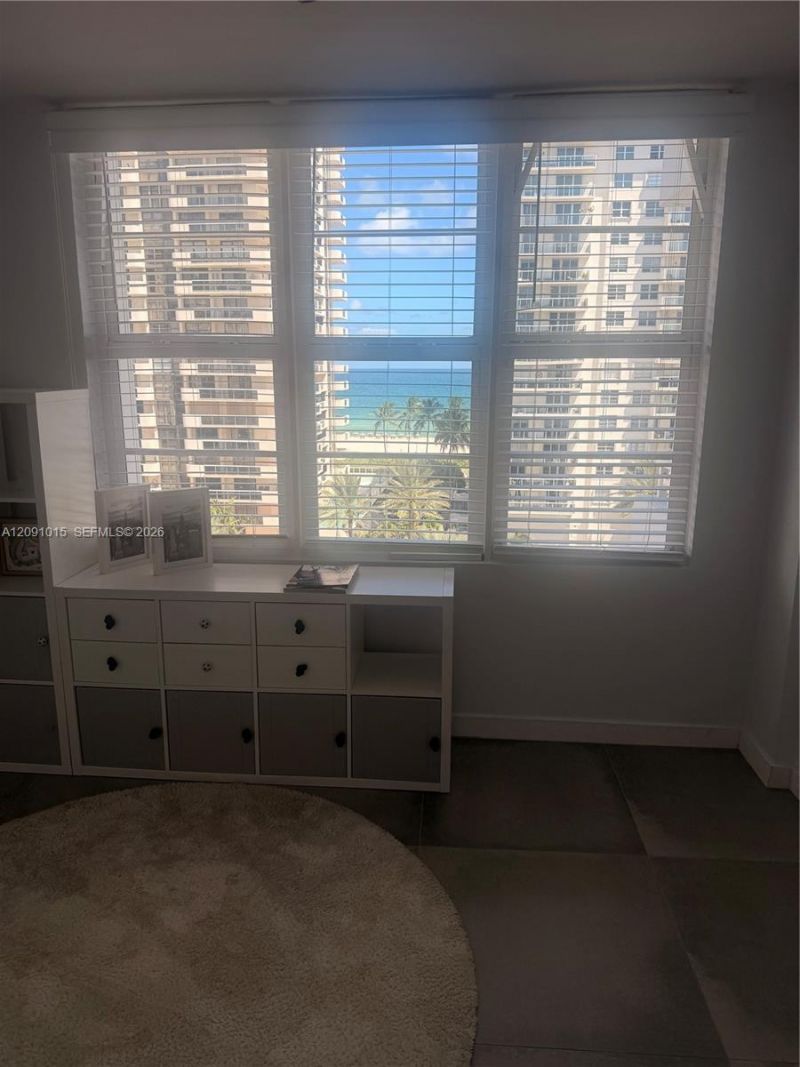 5700 Collins Ave , Unit 9B, Miami Beach, FL 33140 Photo