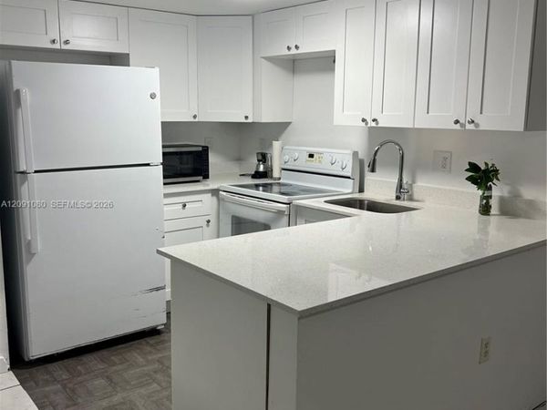 5366 W 26th Ave , Unit 121, Hialeah, FL 33016