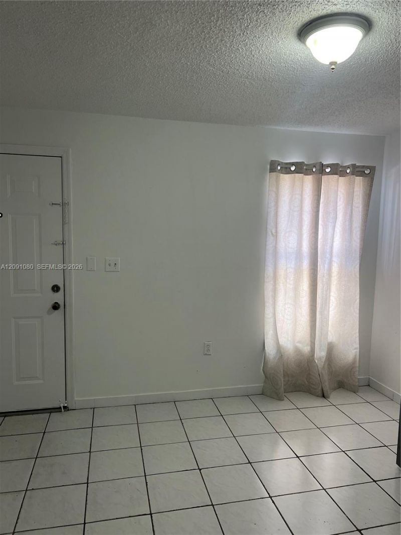 5366 W 26th Ave , Unit 121, Hialeah, FL 33016 Photo