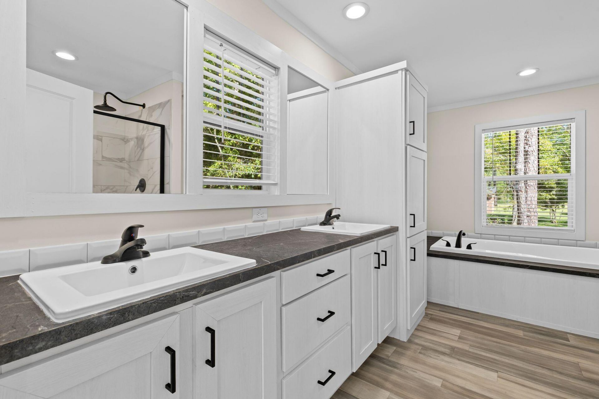 6156 Smith Road Photo 15