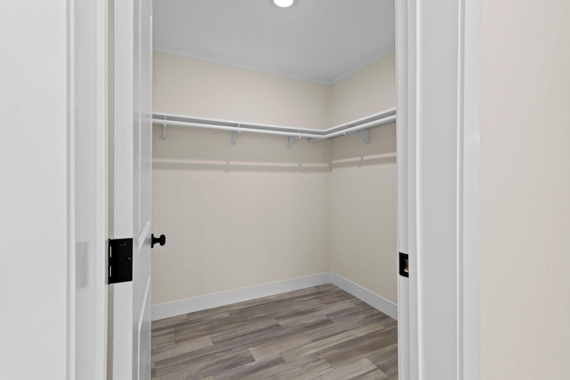 6156 Smith Road Photo 20