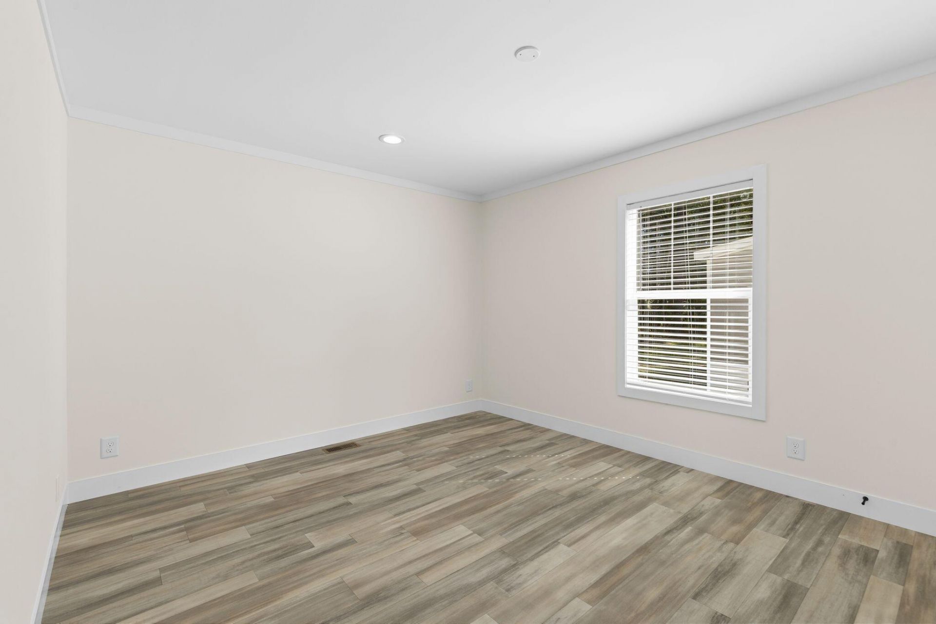6156 Smith Road Photo 21