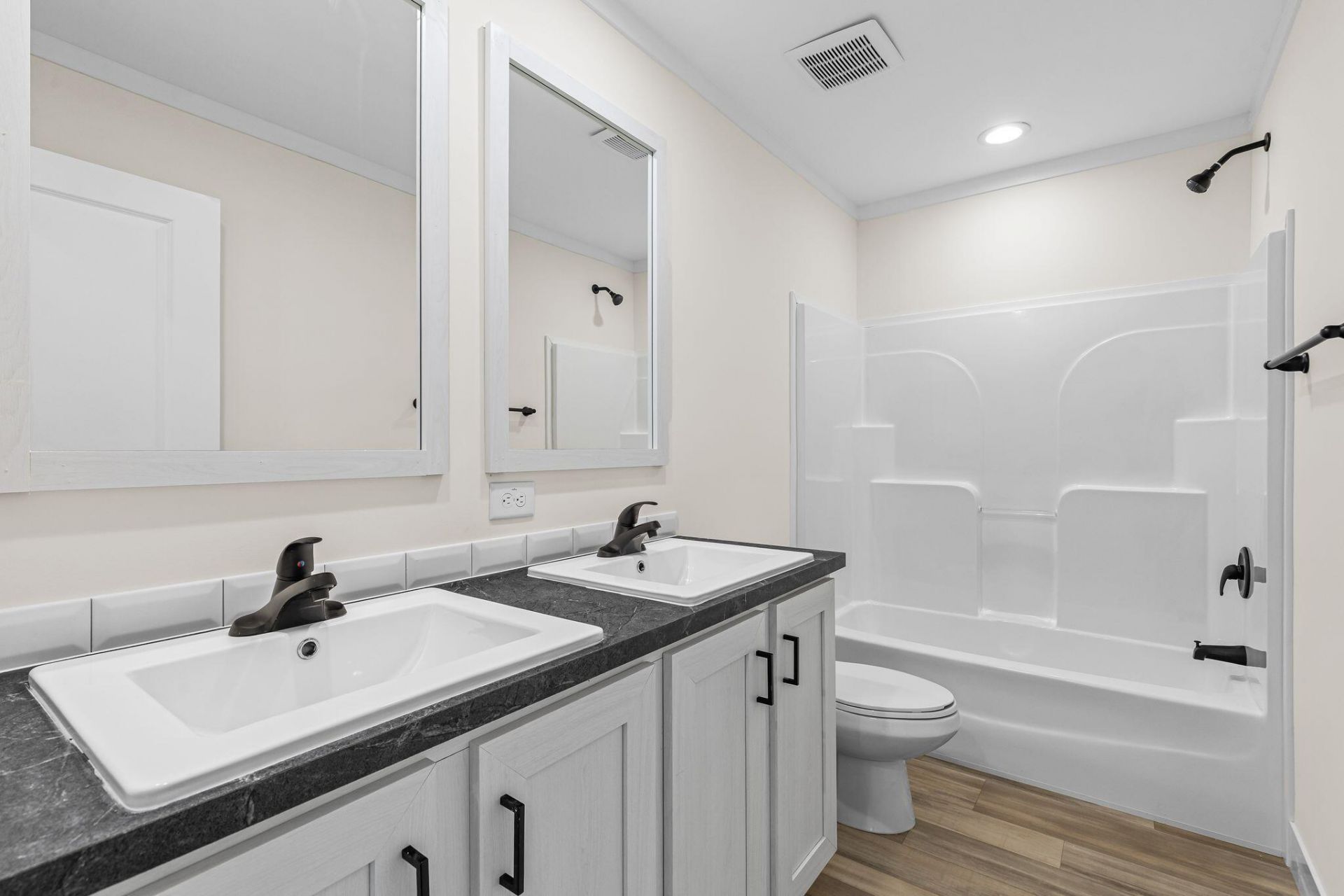 6156 Smith Road Photo 23