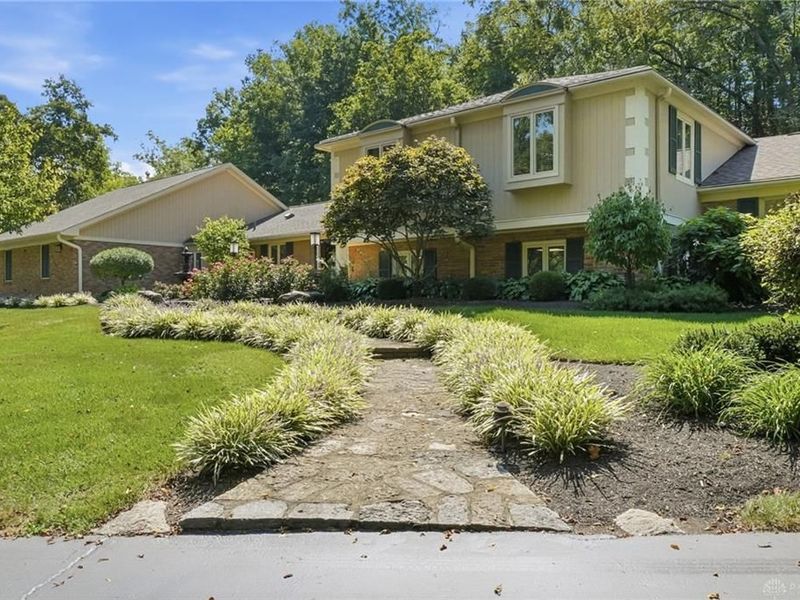 6320 Tomahawk Trail, Washington Township, OH 45459 Photo 1