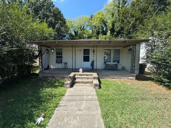 102 Williams ST , Danville, VA 24540