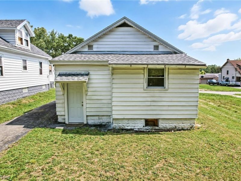 46 Matta Avenue, Youngstown, OH 44509 Photo 8