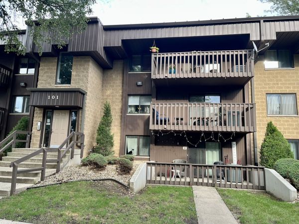 101 Caterpillar Drive, Unit 2C, Joliet, IL 60436