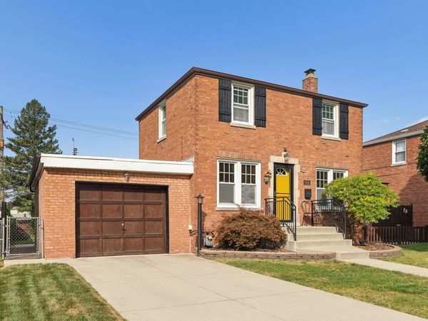 9116 S Troy Avenue , Evergreen Park, IL 60805