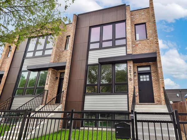 3516 N Central Avenue , Chicago, IL 60634