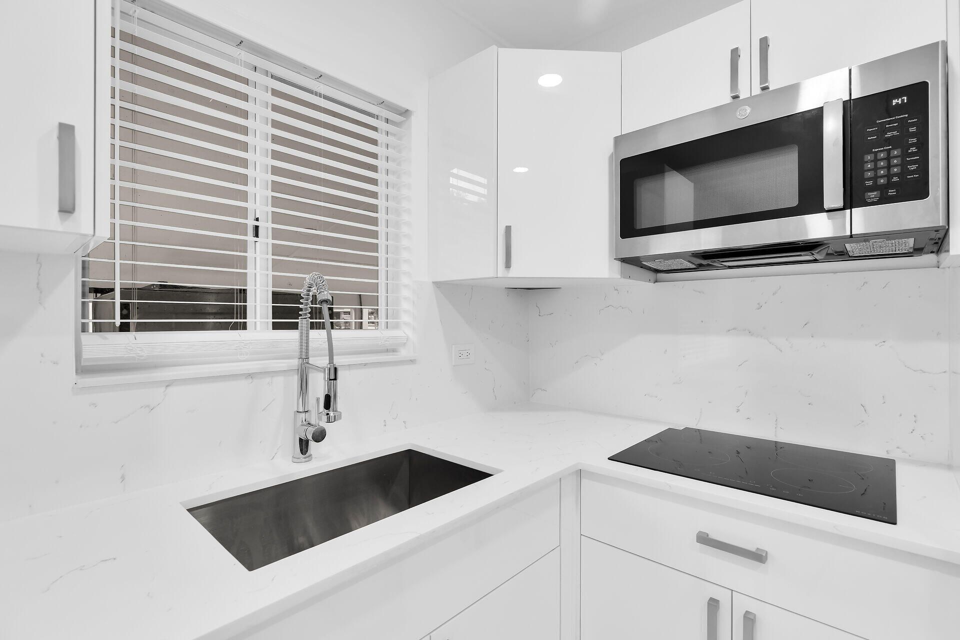 20 Palm Drive, Key Largo, FL 33037 Photo