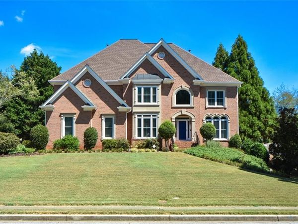 1528 Greensboro Way , Grayson, GA 30017