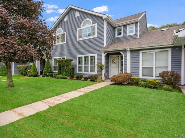 840 Birchwood Park Drive, Middle Island, NY 11953