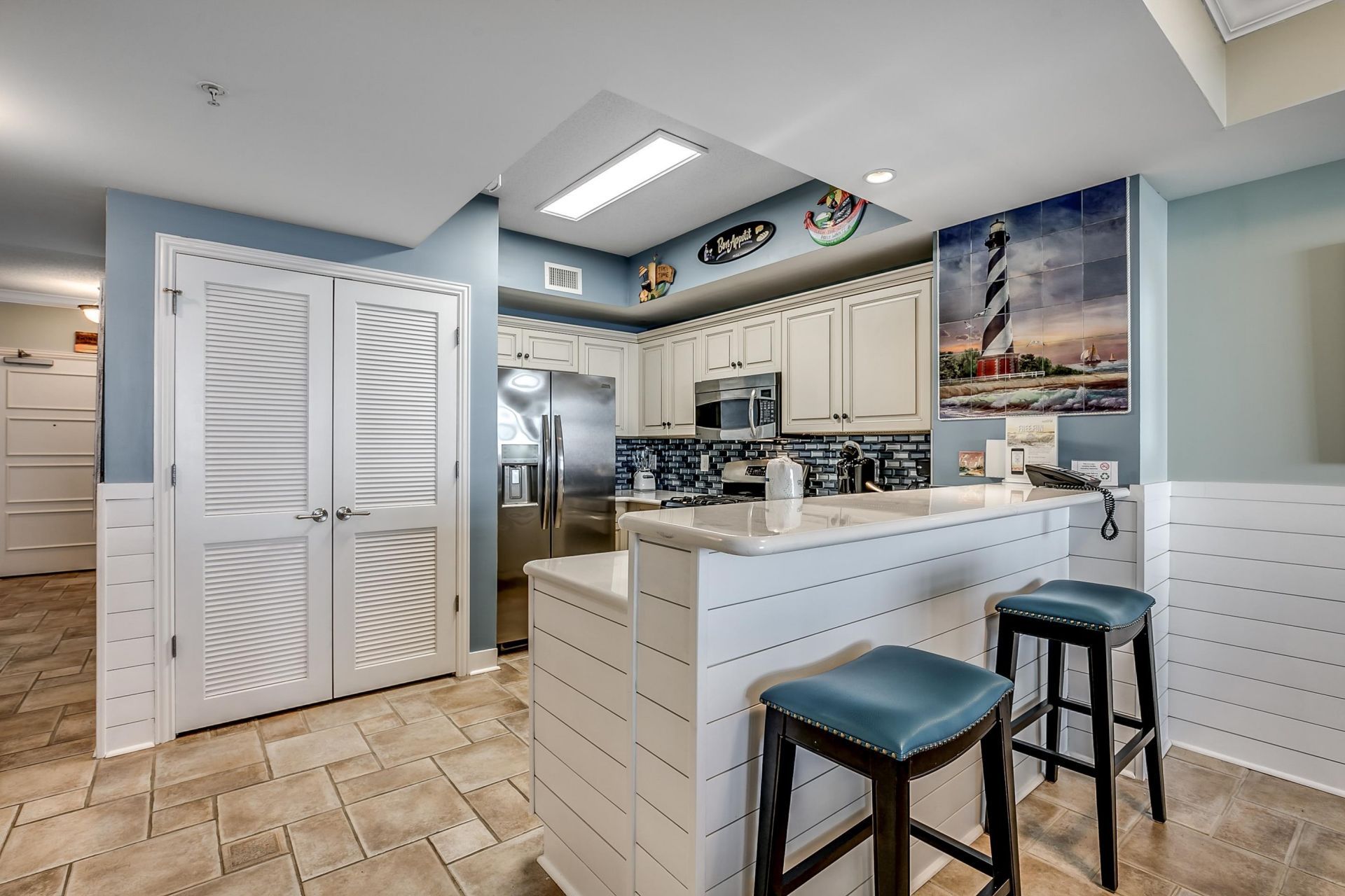 100 North Beach Blvd.  Photo 11