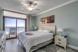 100 North Beach Blvd.  photo 4
