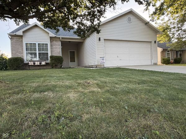 1360 Evergreen Drive , Greenfield, IN 46140