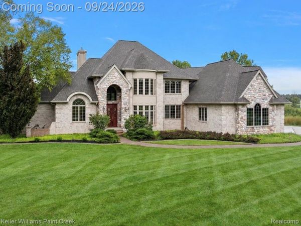 175 Victorian Hills Drive, Meridian Township, Mi 48864