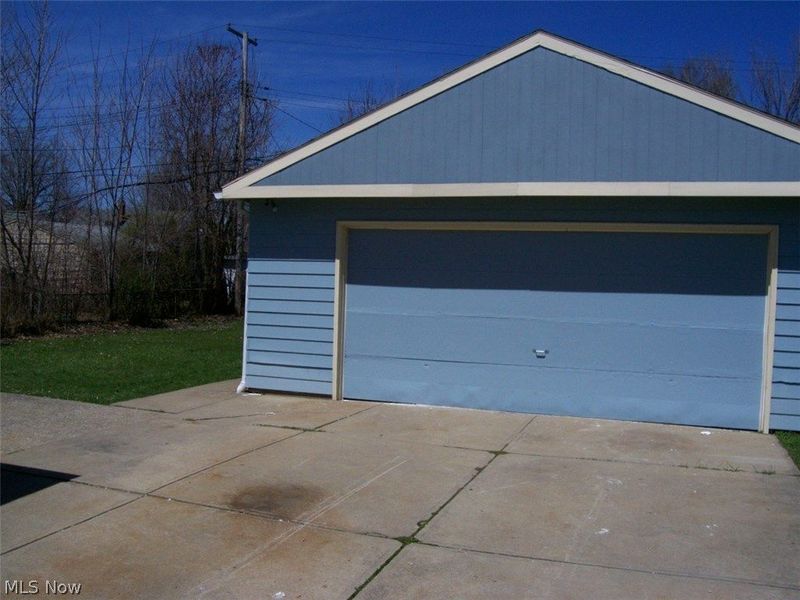 25701 Richards Avenue, Euclid, OH 44132 Photo 18