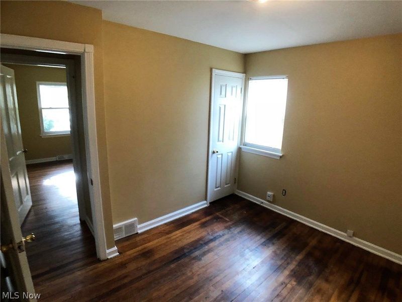 25701 Richards Avenue, Euclid, OH 44132 Photo 5