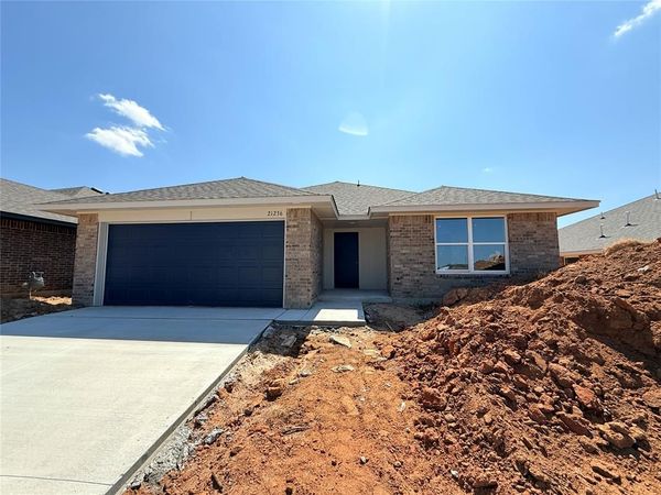 21236 SE 31st Street, Harrah, OK 73045