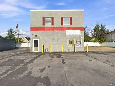 462 Niagara Falls Boulevard , Buffalo, NY 14223
