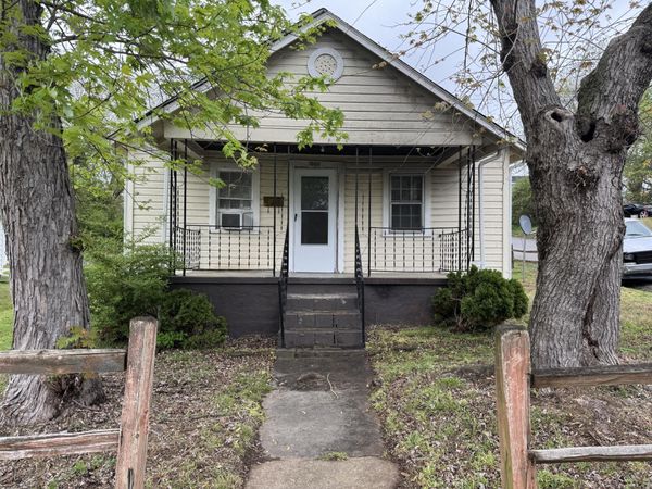 1300 Myrtle AVE , Danville, VA 24540