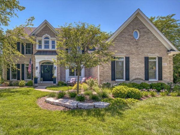 3201 Greenwood Lane , St. Charles, IL 60175