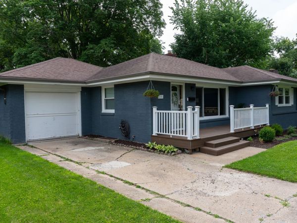 731 Roland Avenue , Rockford, IL 61107