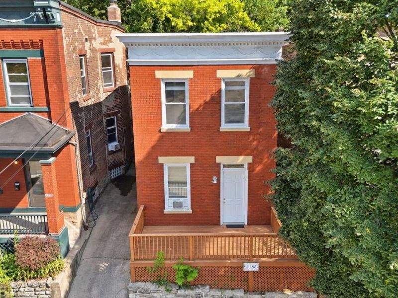 2156 W Clifton Avenue, Cincinnati, OH 45219 Photo 1