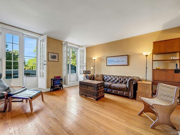 208 Centre Avenue , Unit 2A, New Rochelle, NY 10805