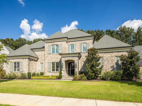 658 BUSHCHAT LN, Collierville, TN 38017