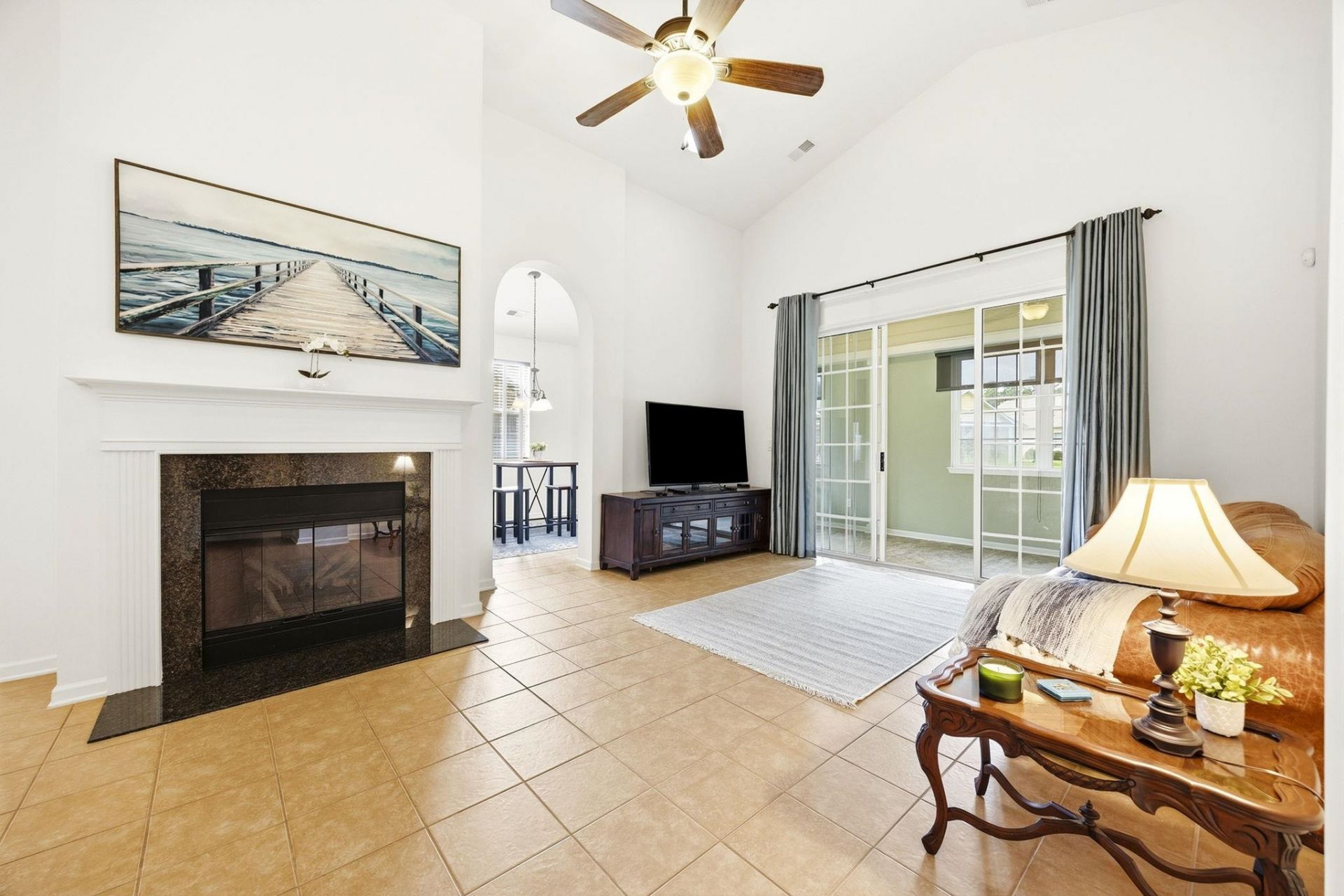 529 Grand Cypress Way Photo 12