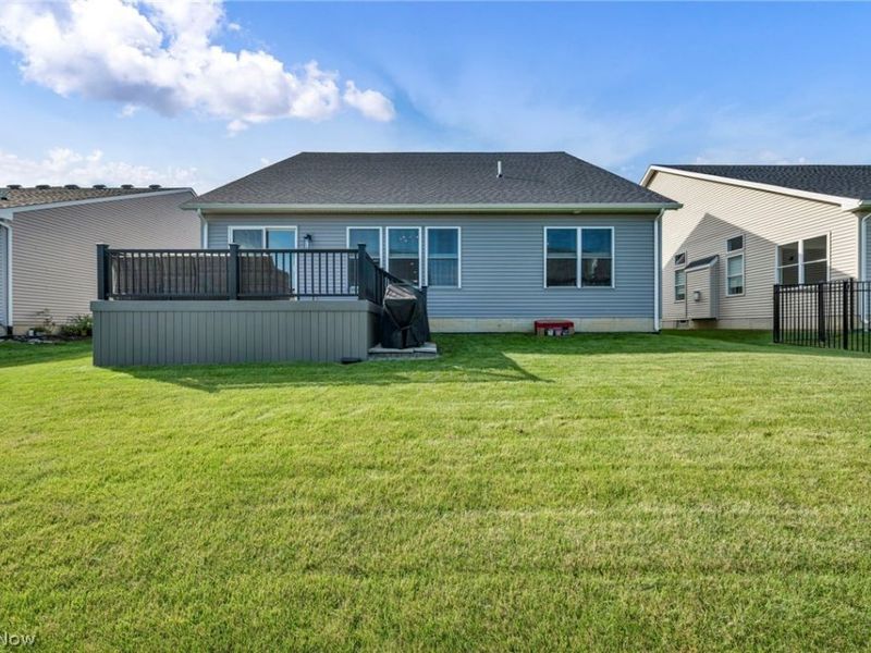 36564 Appian Way, North Ridgeville, OH 44039 Photo 3
