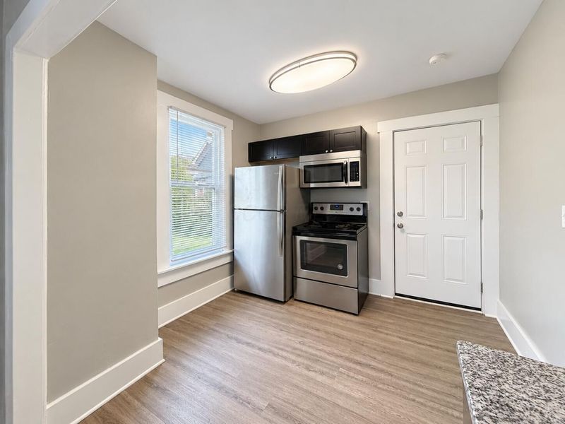 126 E 6th Avenue, Unit 126, Columbus, OH 43201 Photo 9