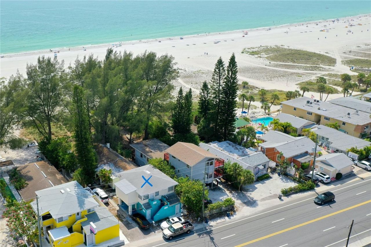 10218 Gulf Boulevard, Treasure Island, FL 33706 Photo