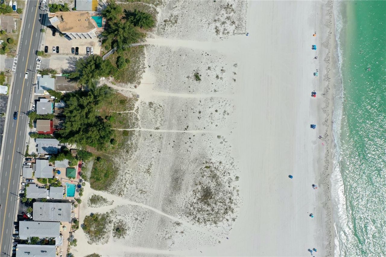 10218 Gulf Boulevard, Treasure Island, FL 33706 Photo