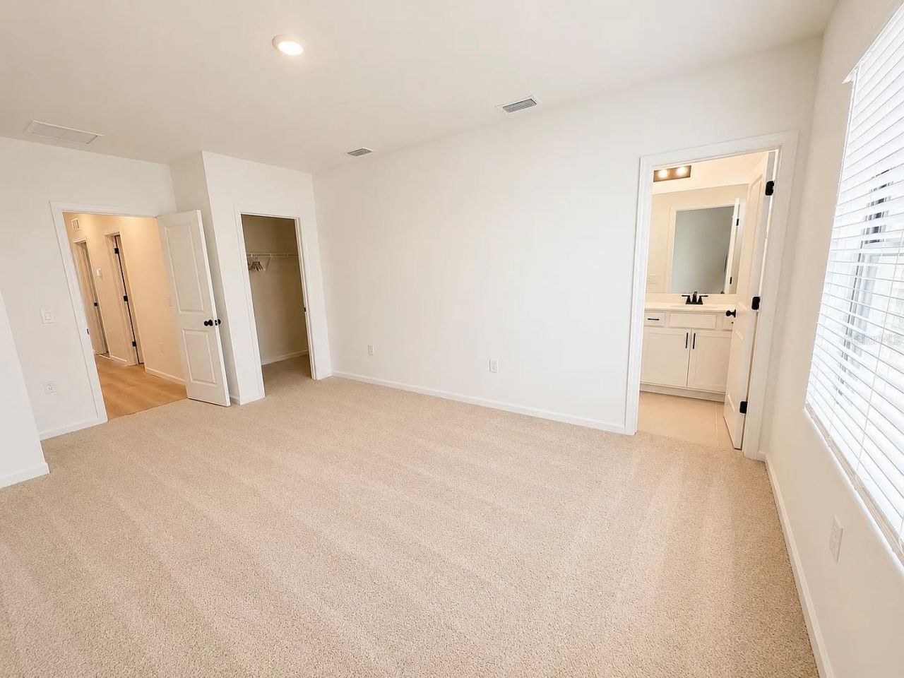 6312 Silverstar Drive, Sarasota, FL 34240 Photo