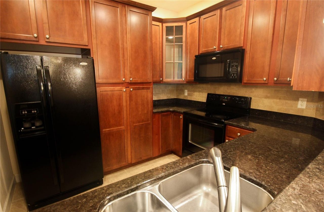 7936 Limestone Lane, Unit 7936, Sarasota, FL 34233 Photo